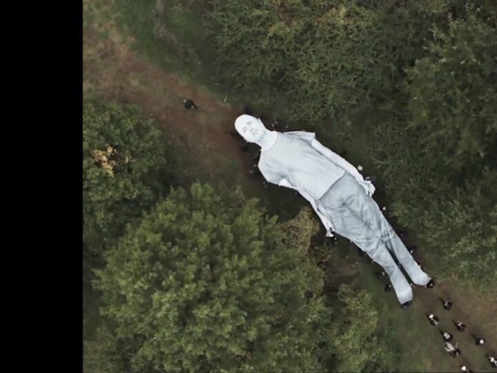 Una scena di "Omelia contadina"