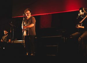 Pojana e i suoi fratelli Andrea Pennacchi con i musicisti Giorgio Gobbo e Gianluca Segato