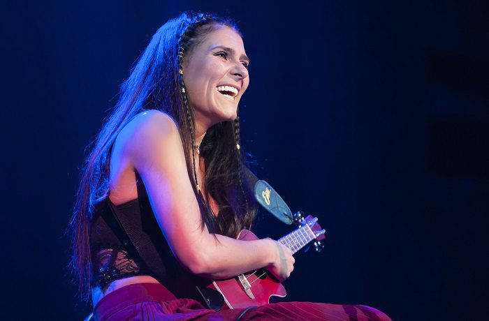 Flo, il teatro canzone della nostalgia