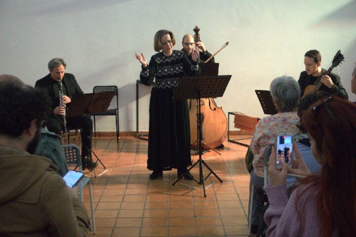 Gran Tour, Lina Salvatore 