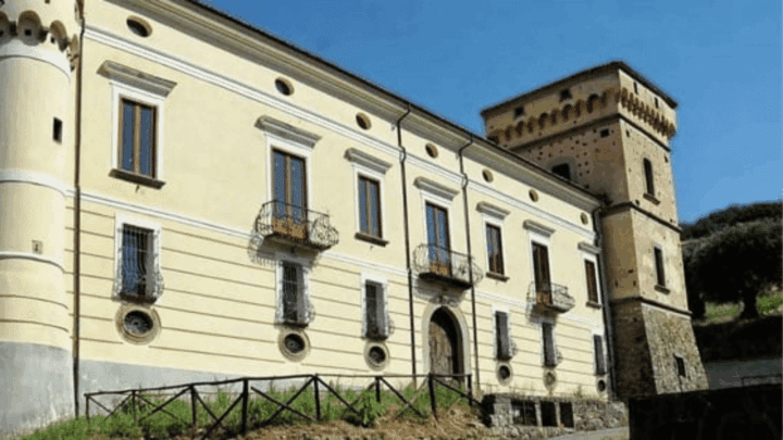 Palazzo Coppola di Valle:Sessa Cilento