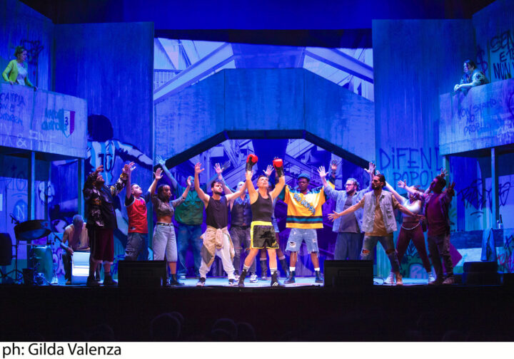 Opera di periferia pugile