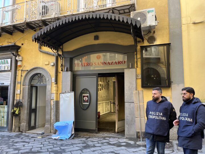 Sannazaro di Napoli incendio 