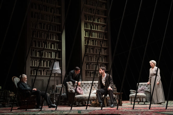 Lavia In scena "la famigliaccia" di Eugene O’Neill