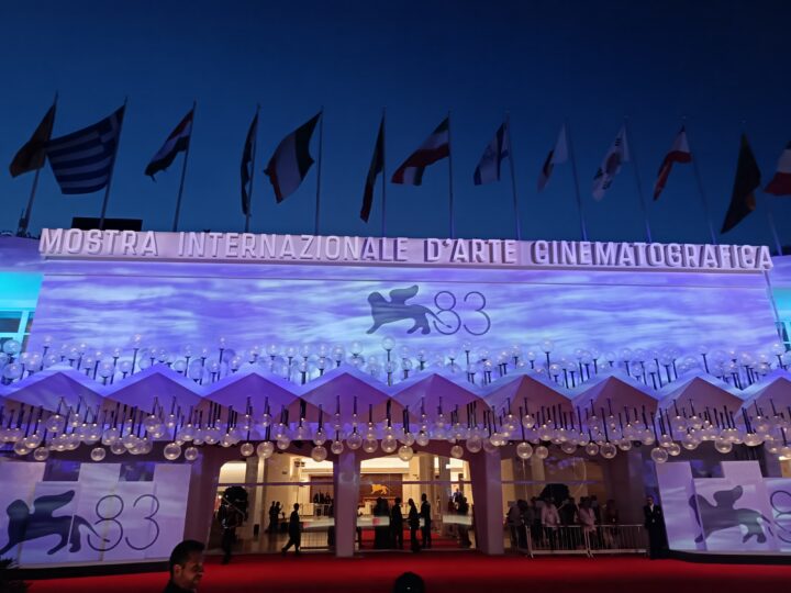 Notizie Teatrali, magazine di cultura e spettacolo 16 Venezia 83, cala il sipario: tutti i premi della serata finale