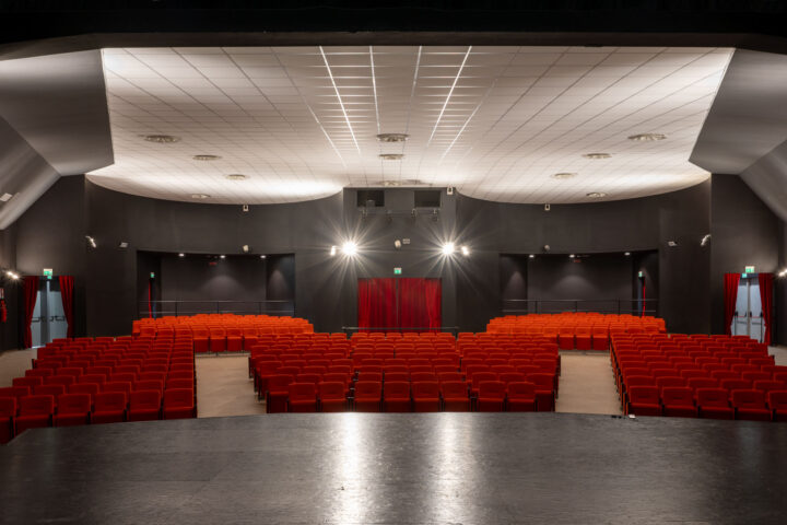 Notizie Teatrali, magazine di cultura e spettacolo 1 “”Quattro Risate Pro”, comicità a Milano